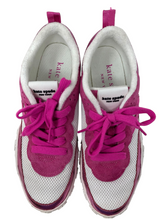 Load image into Gallery viewer, Sneakers/Athletic