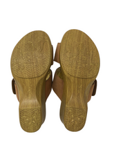 Load image into Gallery viewer, Sandals
