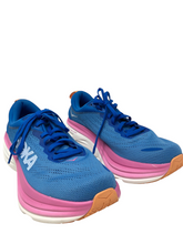 Sneakers/Athletic