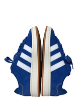Load image into Gallery viewer, Sneakers/Athletic
