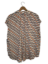 Load image into Gallery viewer, Blouse
