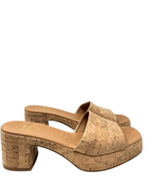 Load image into Gallery viewer, Sandals
