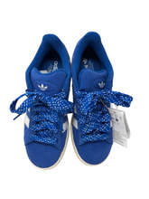 Load image into Gallery viewer, Sneakers/Athletic
