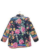 Load image into Gallery viewer, Coat
