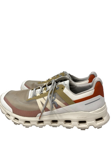Sneakers/Athletic
