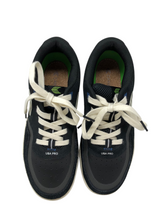Load image into Gallery viewer, Sneakers/Athletic
