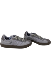 Load image into Gallery viewer, Sneakers/Athletic
