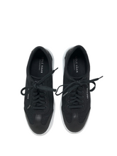 Load image into Gallery viewer, Sneakers/Athletic
