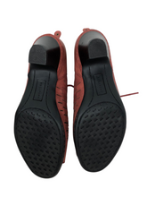 Load image into Gallery viewer, Heels
