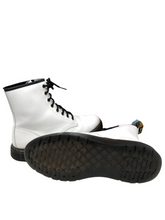 Load image into Gallery viewer, Boots
