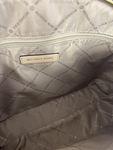 Load image into Gallery viewer, Women&#39;s Apparel Purse Michael Kors
