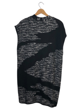 Load image into Gallery viewer, Vest

