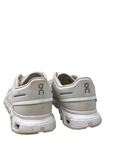 Sneakers/Athletic
