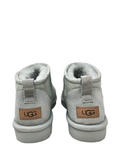 Load image into Gallery viewer, Booties
