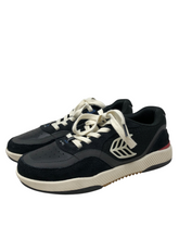 Load image into Gallery viewer, Sneakers/Athletic
