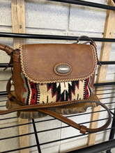 Load image into Gallery viewer, Women&#39;s Apparel Purse Brighton
