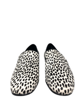 Load image into Gallery viewer, Loafers
