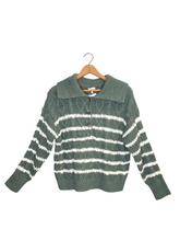 Load image into Gallery viewer, Sweater
