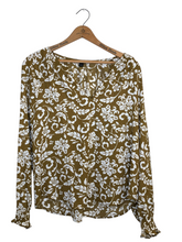 Load image into Gallery viewer, Blouse
