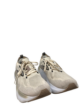 Load image into Gallery viewer, Sneakers/Athletic
