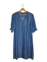 Load image into Gallery viewer, Dress
