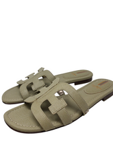 Load image into Gallery viewer, Sandals
