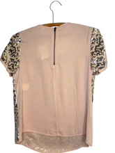 Load image into Gallery viewer, Blouse
