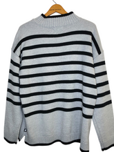 Load image into Gallery viewer, Sweater
